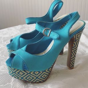 Turquoise Platforms with Chevron Heel, Sz 6.5